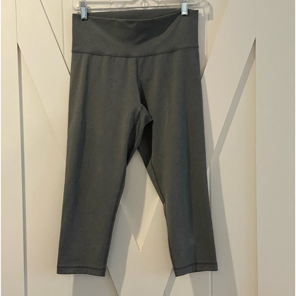 Adidas🧘‍♀️ - Picture 2 of 10